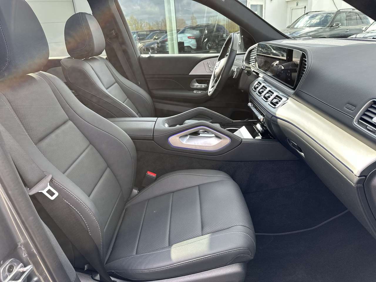 Mercedes-Benz GLE 400 E 4-Matic PHEV AMG Line Pan. dak Distronic Night — foto 19 van 19