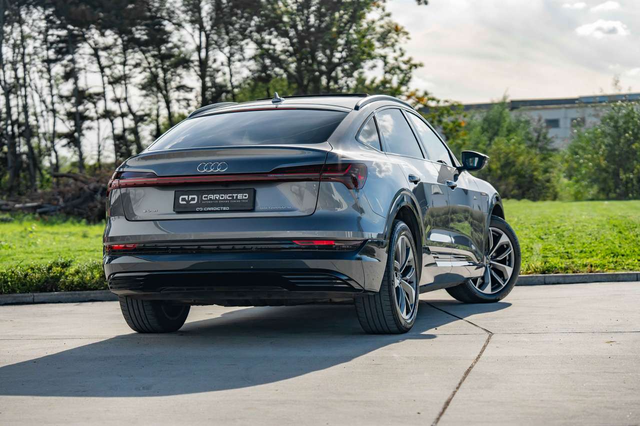 Audi e-tron E-TRON 55 SPORTBACK*QUATTRO*RS SEATS*PANO*LED*CAMERA* — foto 17 van 25
