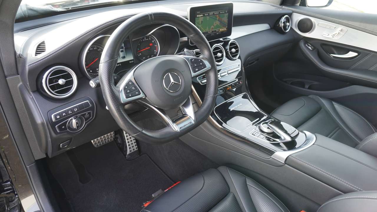 Mercedes-Benz GLC 63 AMG 4M/RIJASSIST/PANODAK/LUCHTVER/COMAND ONLINE/TREKH — foto 10 van 19