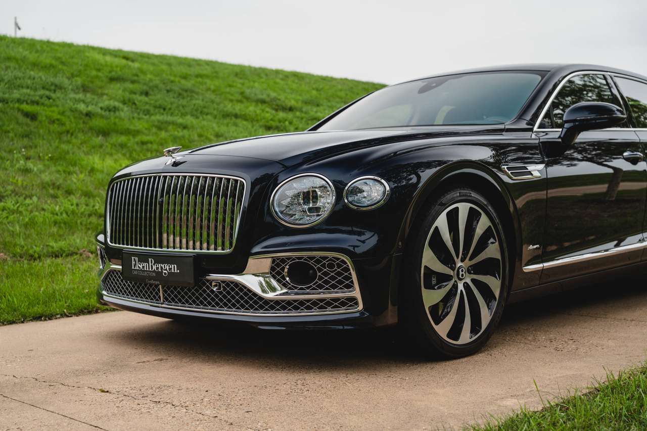 Bentley Flying Spur AZURE HYBRID - 4 SEAT - TOURING SPECIFICATION — foto 9 van 25