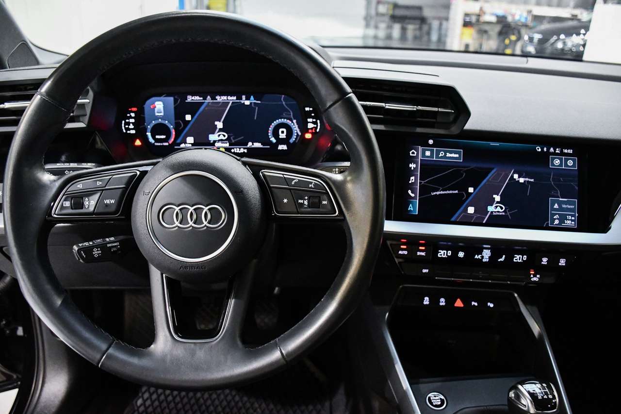 Audi A3 A3 30 TFSI Sedan advanced - NAVI / SMARTLINK / ACC — foto 17 van 19