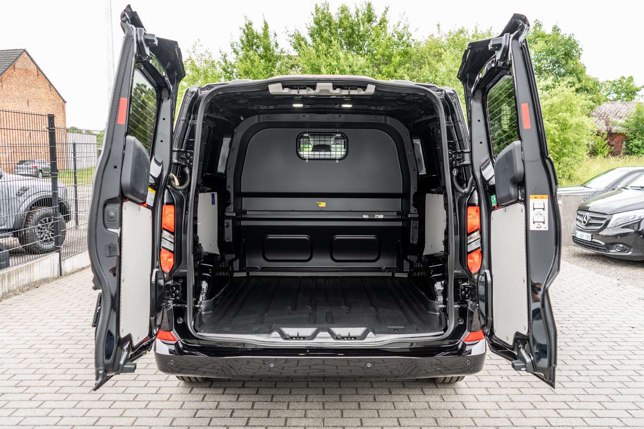 Ford Transit Custom 2.0TDCi Limited L2 5pl. - 5j Warranty - 40.400ex — foto 6 van 15