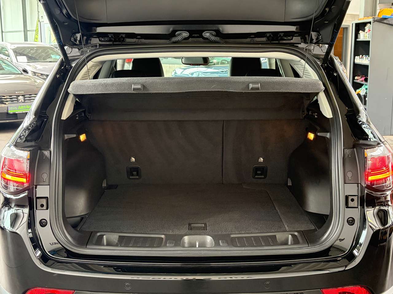 Jeep Compass PHEV 1.3 Turbo eAWD | Limited — foto 5 van 19