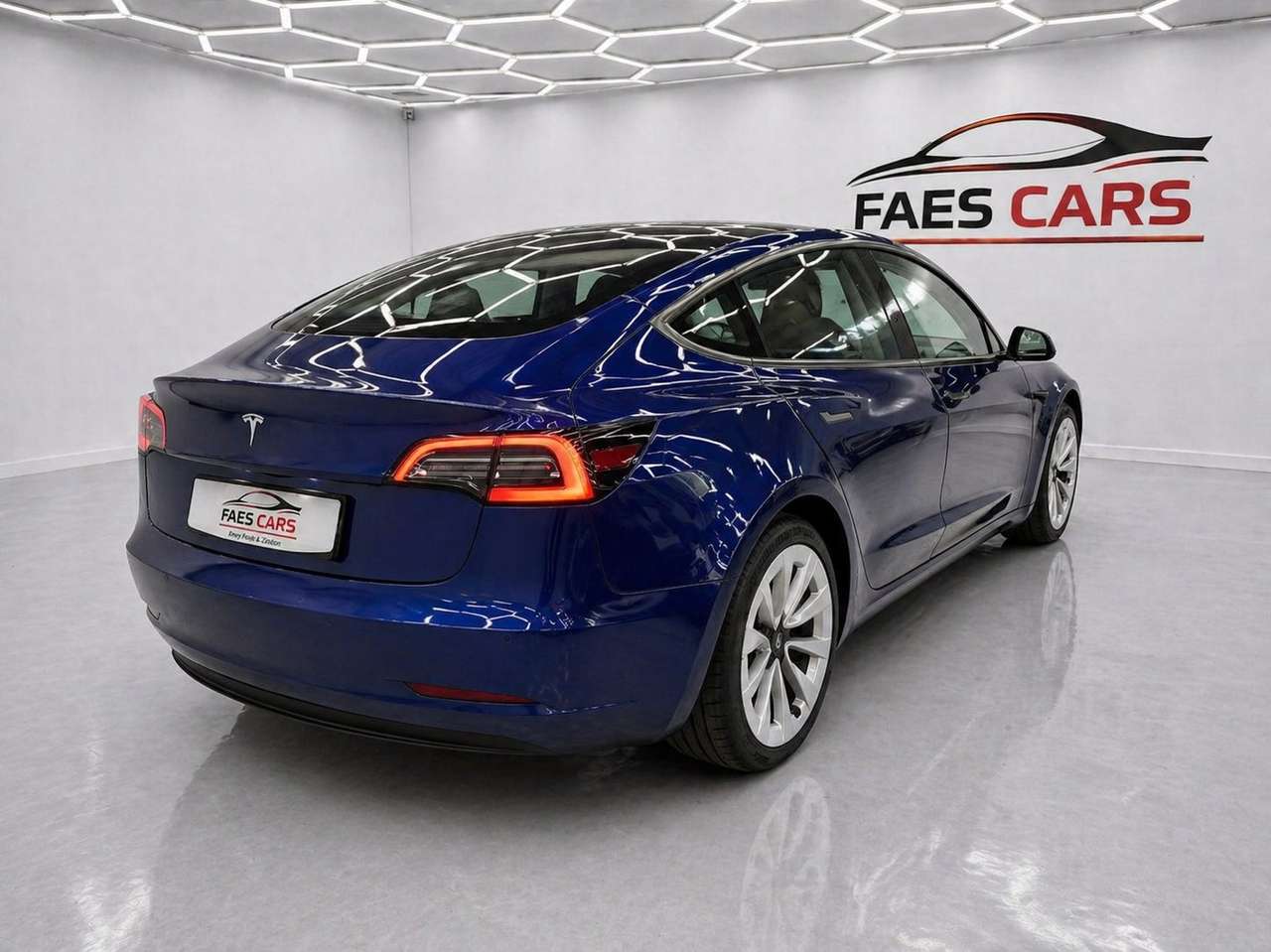 Tesla Model 3 Model 3 78 kWh AWD  (366 kW) — foto 3 van 15