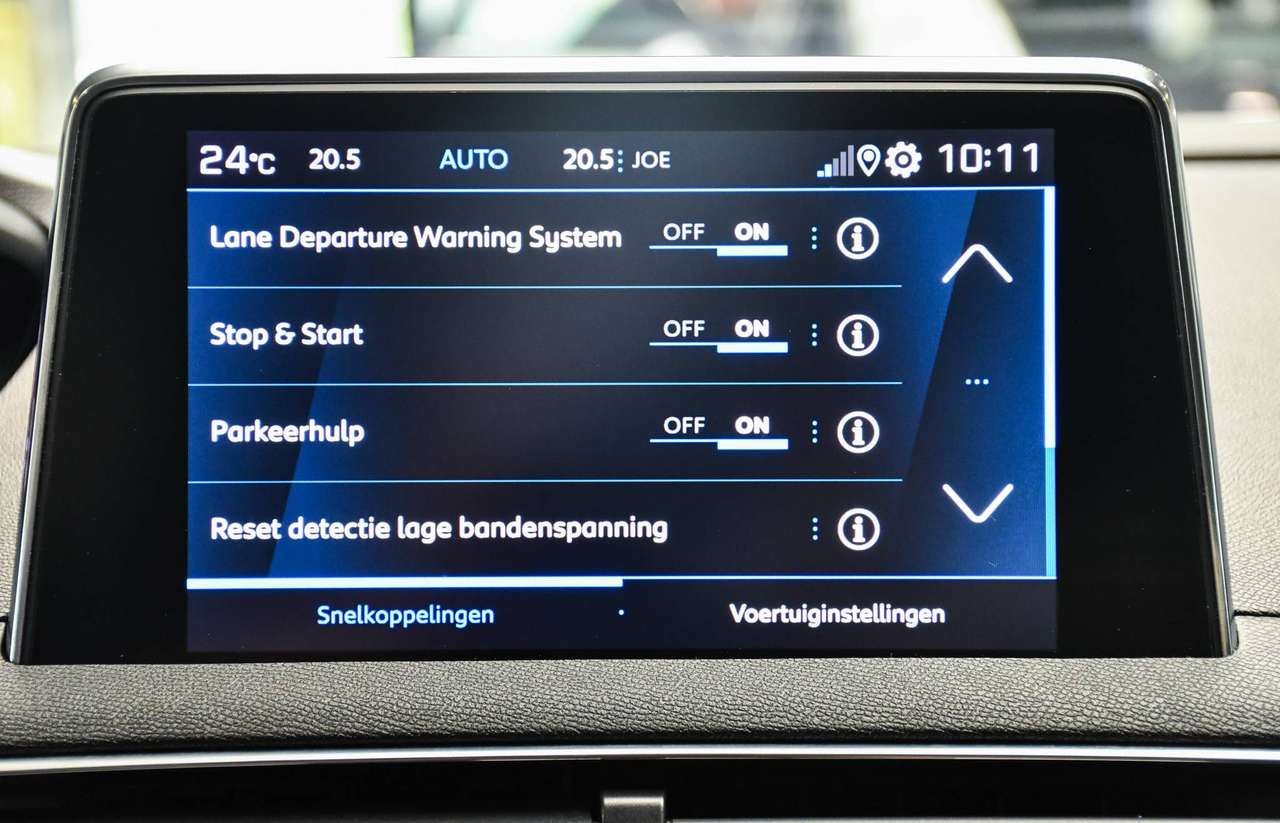 Peugeot 3008 3008 1.2 PureTech Active Pack - NAVIGATIE VIA SMARTLINK / CAMERA / PDC / CC — foto 11 van 19