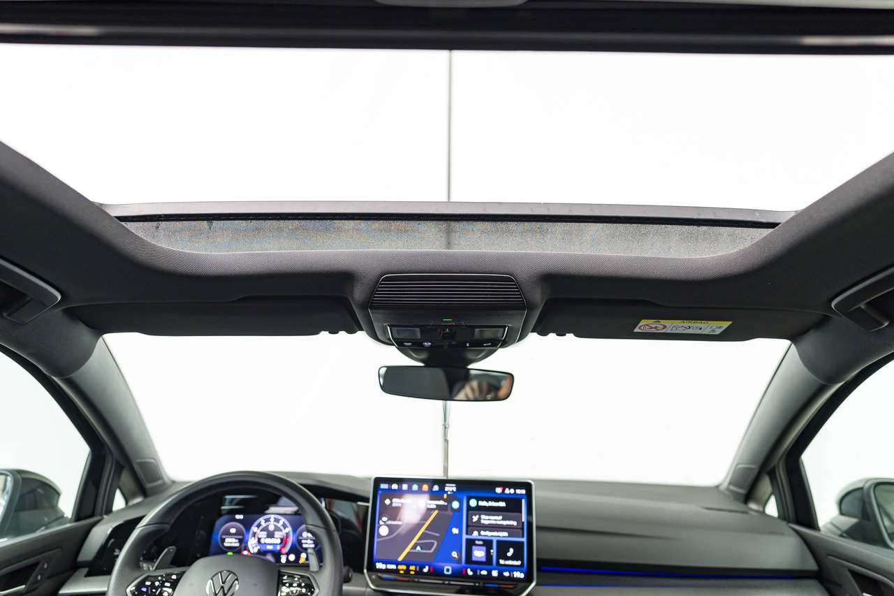 Volkswagen Golf R 4-MOTION|BLACK EDITION|AKRAPOVIC|PANO|ALCANTARA|ZETELVERW.|SFEERVERL.|IQLIGHTS|GARANTIE|ACC|LA|CAMERA| — foto 22 van 25