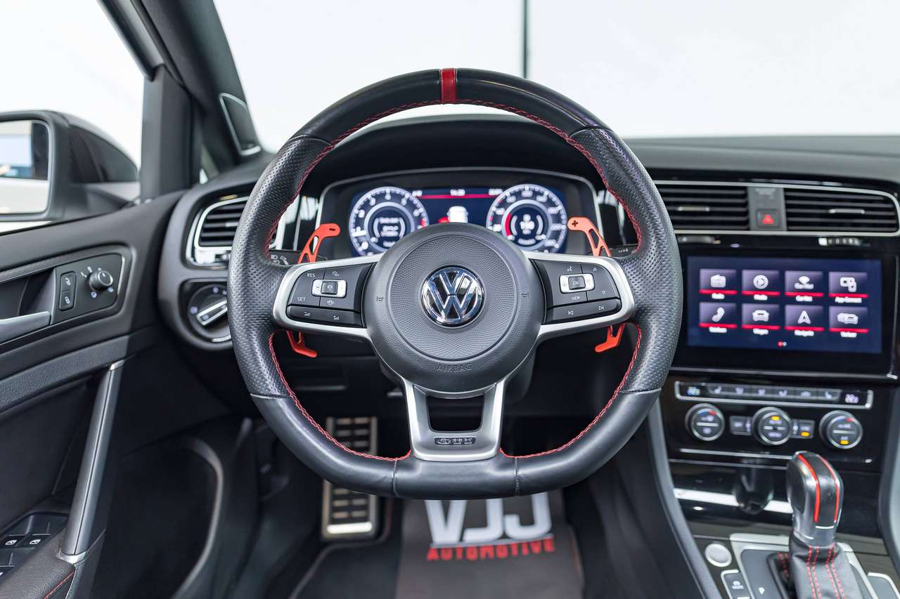 Volkswagen Golf GTI TCR|VOORKANT PPF BESCHERMD|AKRAPOVIC|PANO|CARBON|DYN-AUDIO-SYSTEEM|CAMERA|ZETELVERW.|ACC|LA|GARANTIE| — foto 21 van 25