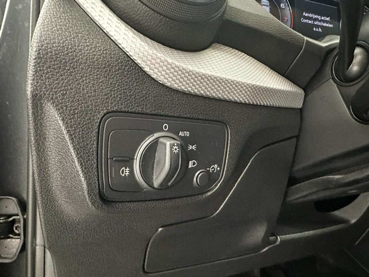 Audi Q2 S-LINE BENZINE AUTOMAAT 21000KM!!!!! — foto 14 van 17