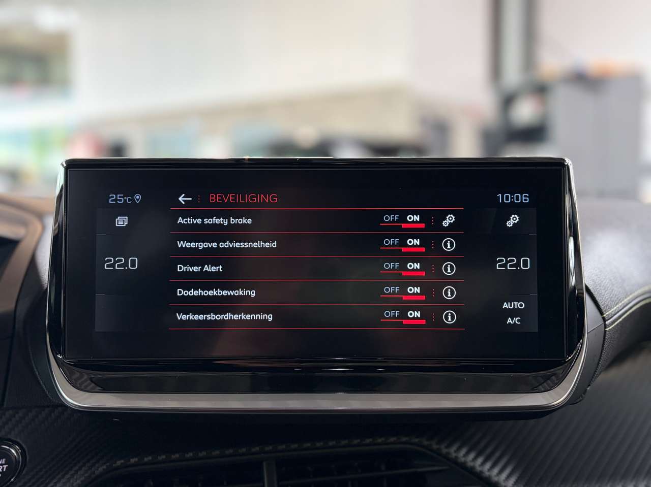 Peugeot 2008 VERKOCHT — foto 15 van 21