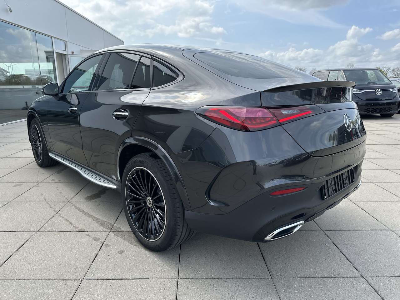 Mercedes-Benz GLC 200 Coupé AMG Line Pano dak Trekhaak  Air Body Control 20" FULL FULL OPTION!!! — foto 7 van 18