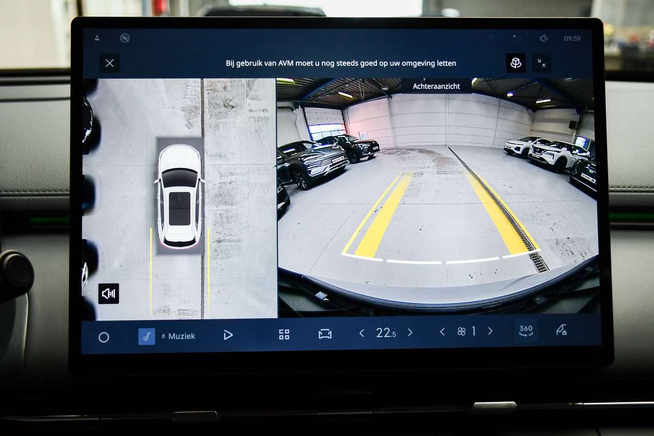 Geely Starray EM-i Max+ 136km NIEUW - NAVIGATIE / OPEN PANO-DAK / LEDER / CAMERA / ACC / BLIS / PDC — foto 13 van 24