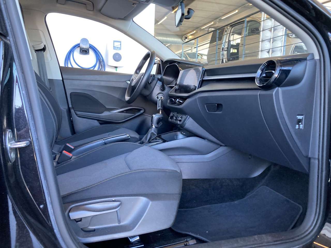 Skoda Fabia 1.0TSI BENZINE  AUTOMAAT MET SLECHTS 17000KM!!!!! — foto 8 van 23