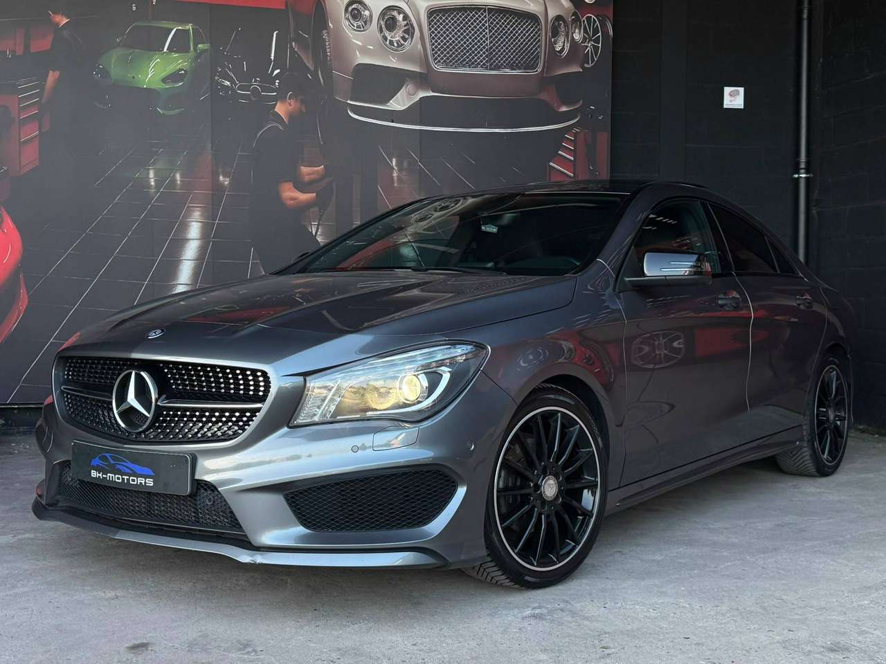 Mercedes-Benz CLA 200 Night Pack AMG LINE
