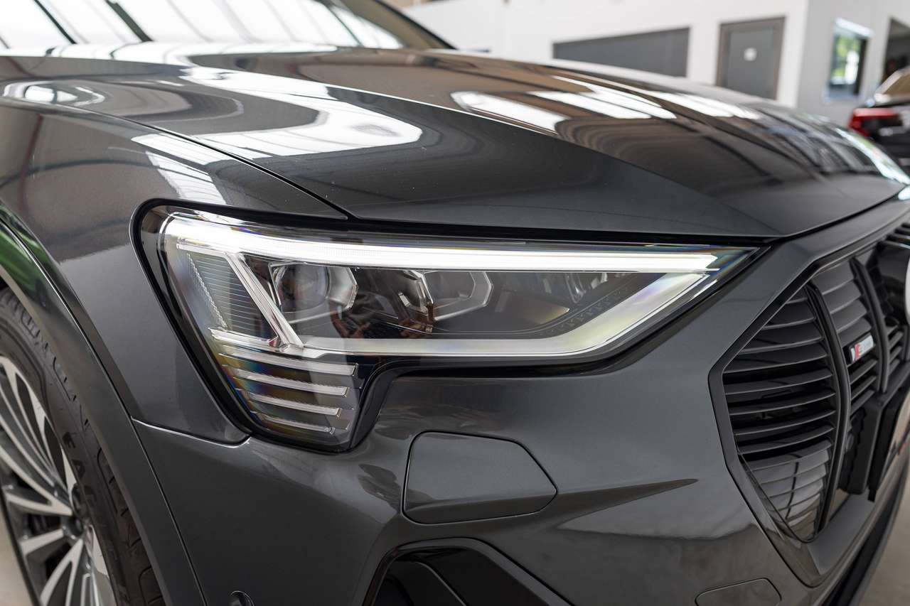 Audi e-tron 95 kWh 55 QUATTRO|2X S-LINE|KEYLESS|SFEERVERL.|ZETELVERW.|ACC|LA|GARANTIE| — foto 8 van 25