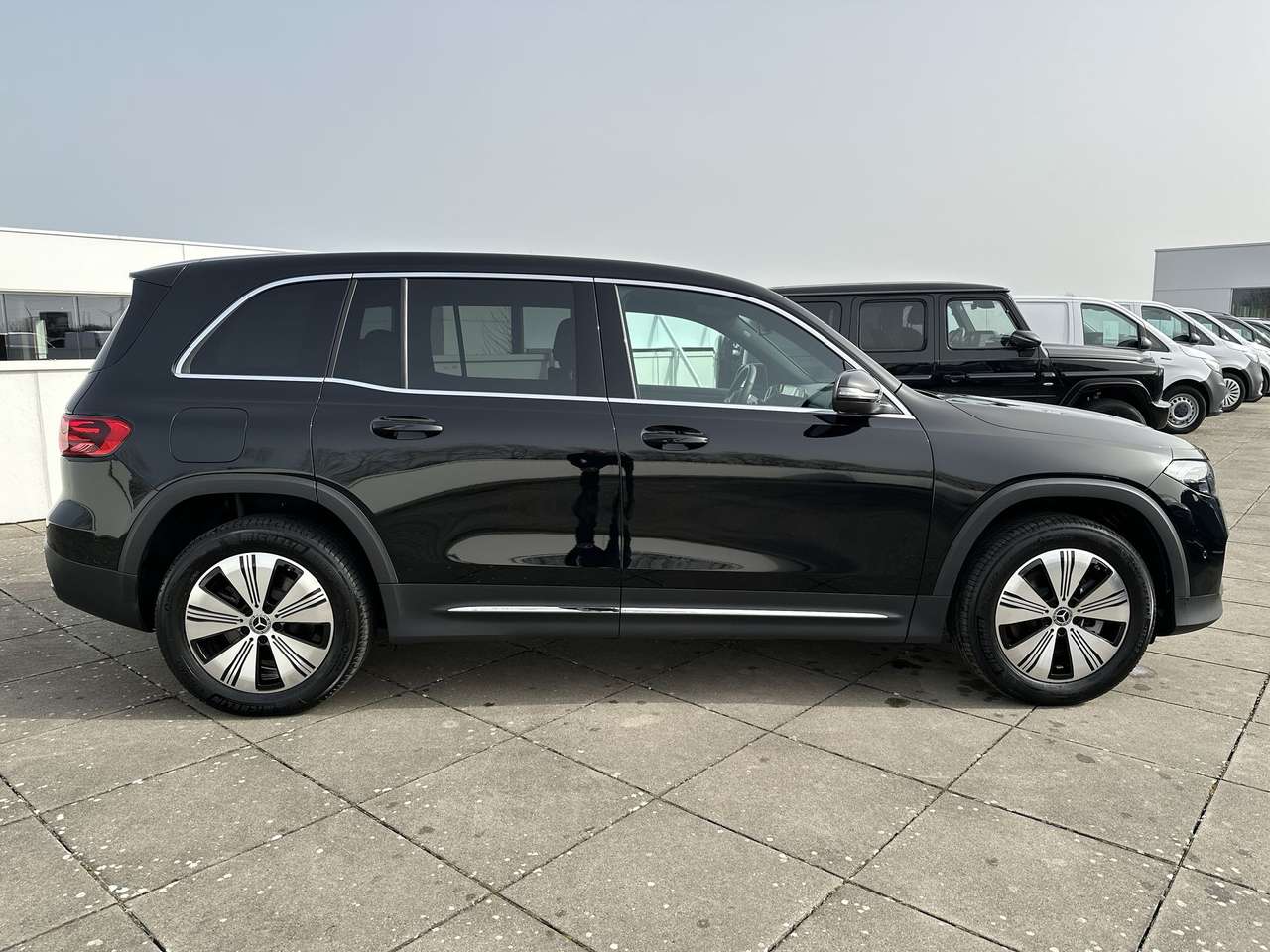 Mercedes-Benz EQB 300 4Matic 7 PLAATS Sfeer Progressive Camera Navigatie — foto 8 van 21