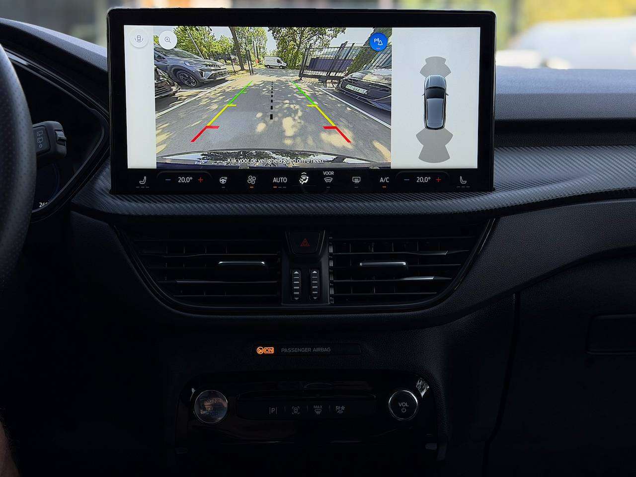 Ford Kuga FHEV ST-LINE LED CAMERA CARPLAY ZETEL- EN STUURVERWARMING — foto 13 van 18