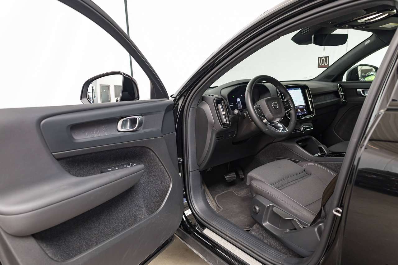 Volvo C40 C40 69 kWh RECHARGE CORE|GARANTIE|ZETELVERW.|HIGH PERF. AUDIO|BLUETOOTH|ACC|LA|CAMERA| — foto 18 van 25