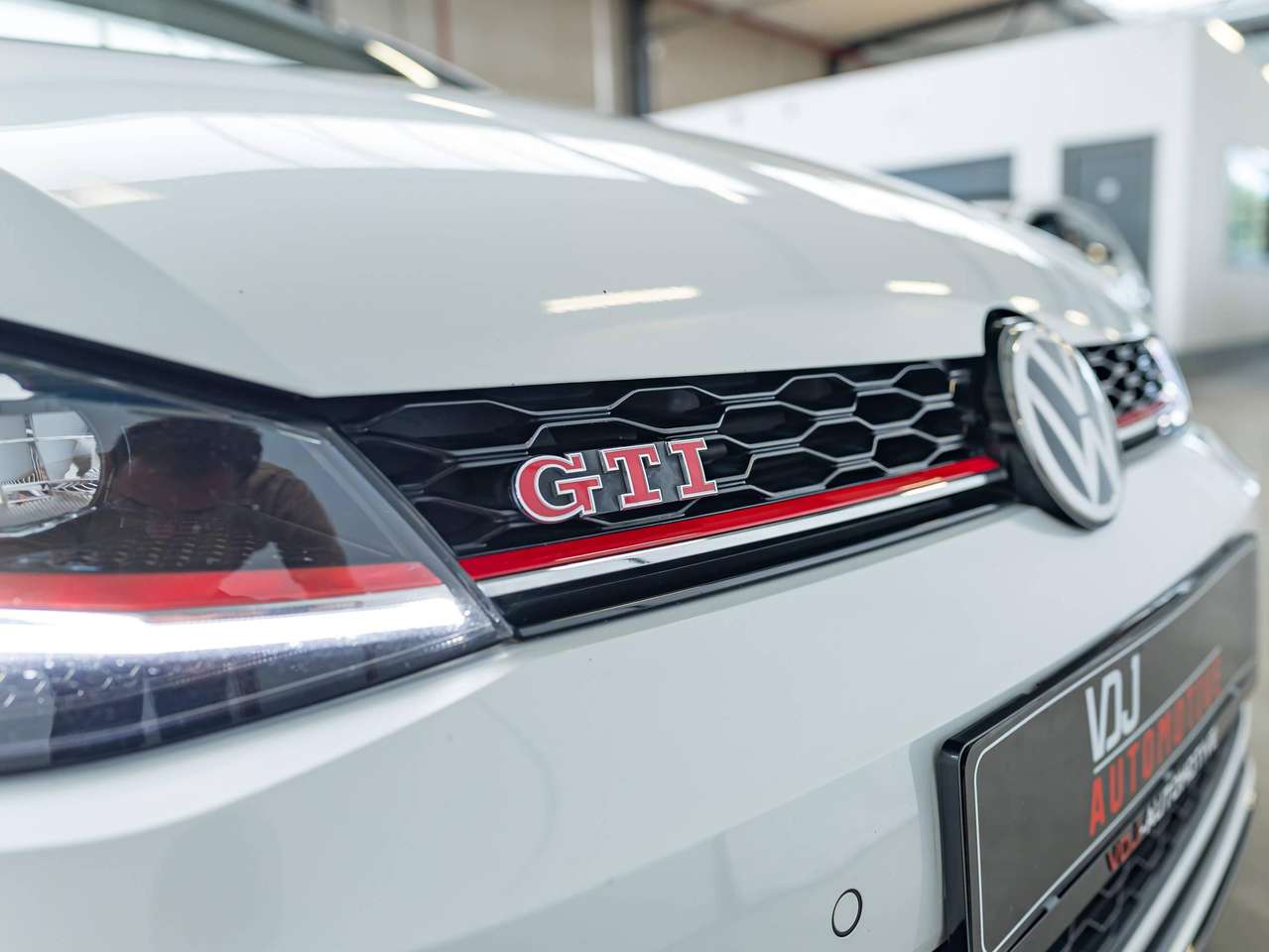 Volkswagen Golf GTI TCR|PANO|ALCANTARA|CAMERA|KEYLESS|ACC|LA|ZETELVERW.|GARANTIE| — foto 10 van 25