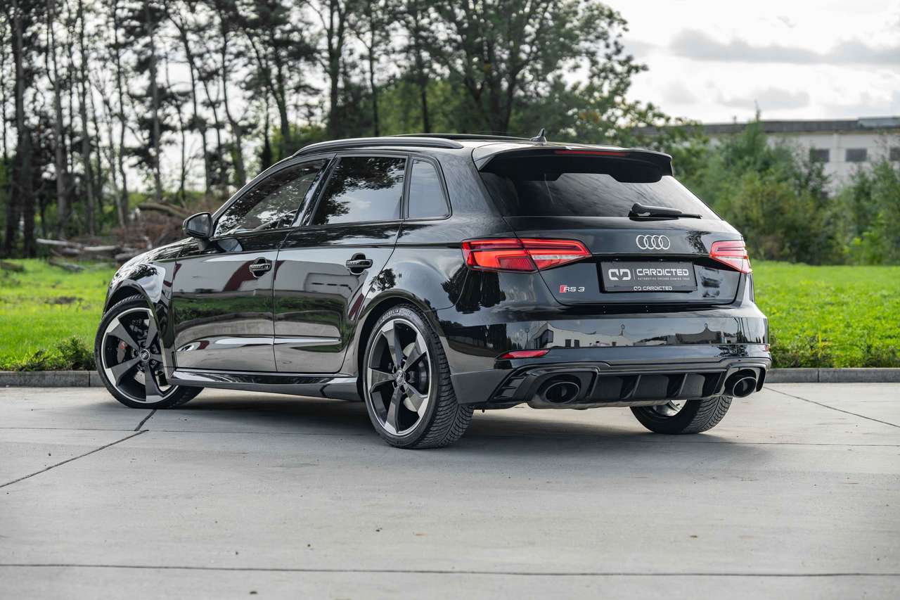 Audi RS3 RS SEAT*PANO*LED*QUATTRO* — foto 10 van 25