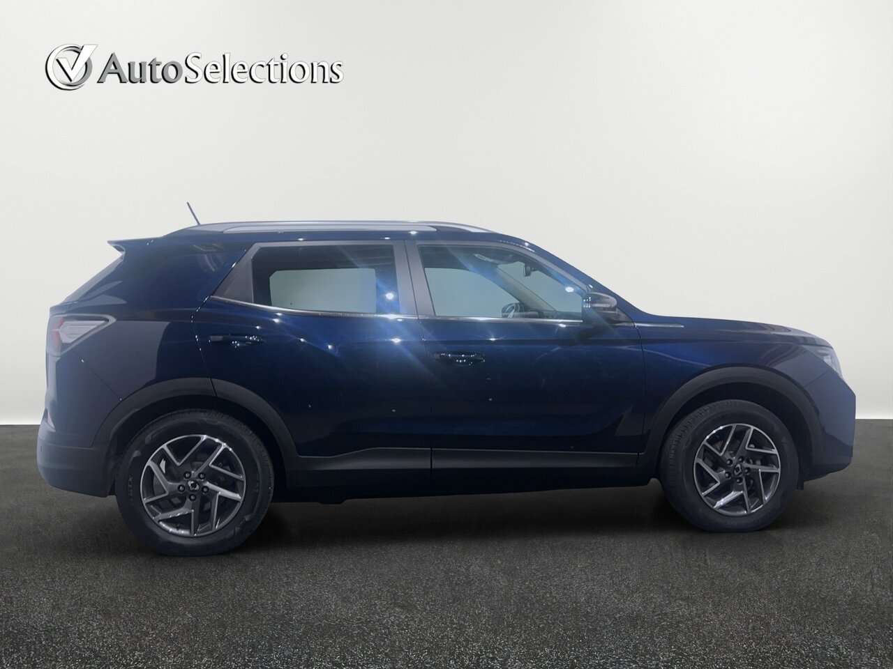 SsangYong Korando e-Motion/Titanium/Navi/Leder/Camera — foto 6 van 22