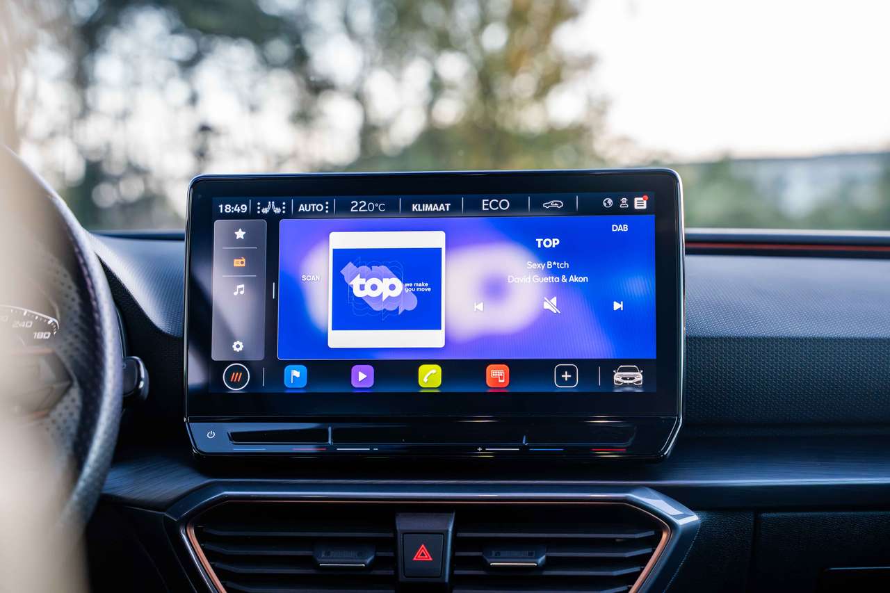 CUPRA Leon (2024) — foto 21