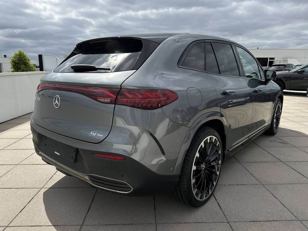 Mercedes-Benz EQE SUV EQE 90.6 kWh 300 AMG Line AMG Line — foto 8 van 18
