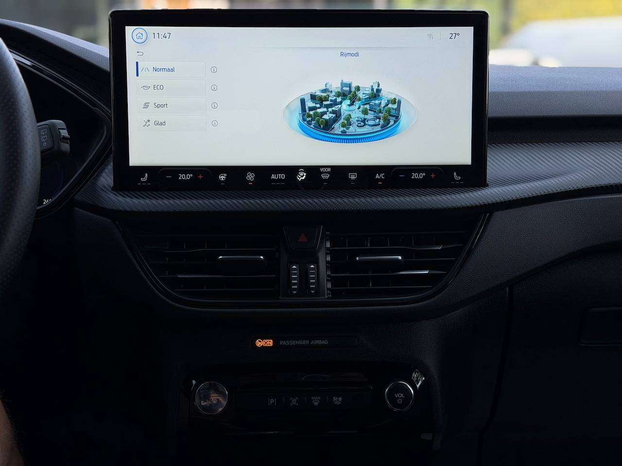 Ford Kuga FHEV ST-LINE LED CAMERA CARPLAY ZETEL- EN STUURVERWARMING — foto 16 van 18