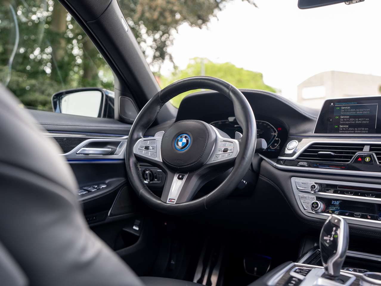 BMW 745 BTW-WAGEN/CARBON CORE EDITION/FULL BMW SERVICE/12M GARANTIE — foto 14 van 25