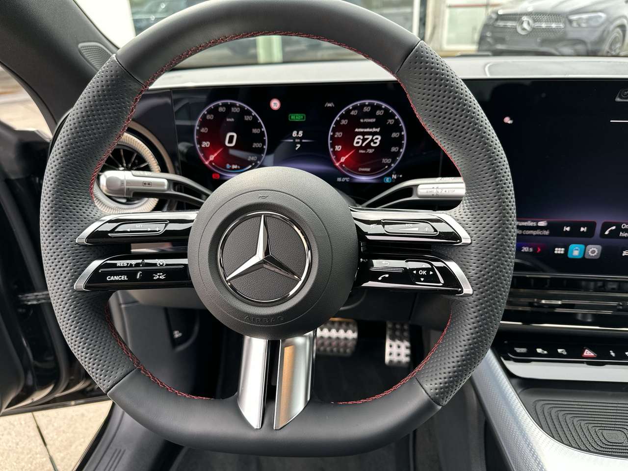 Mercedes-Benz CLA 250 + AMG LINE Electric — foto 9 van 19