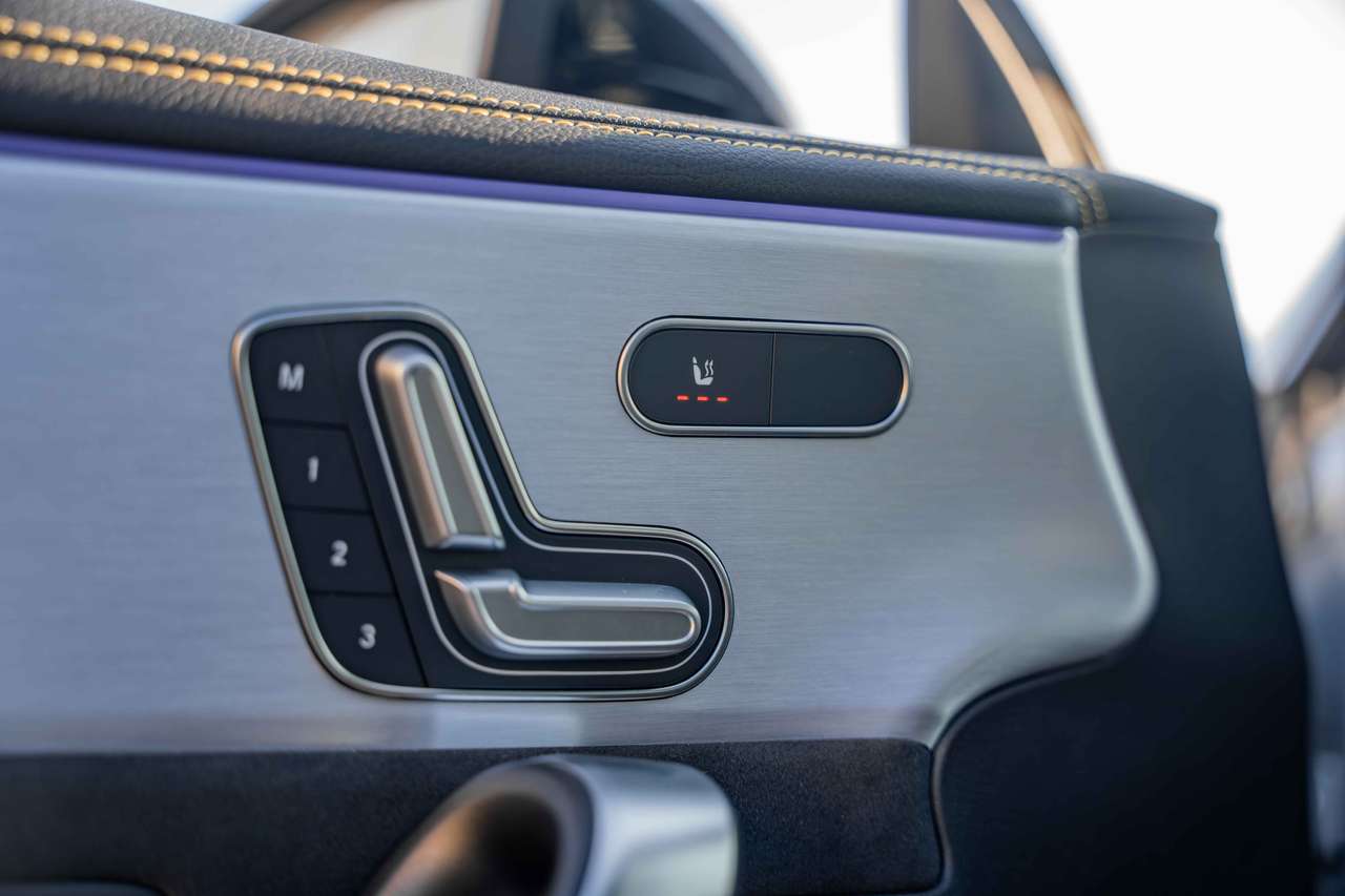 Mercedes-Benz CLA 45 AMG (2021) — foto 24