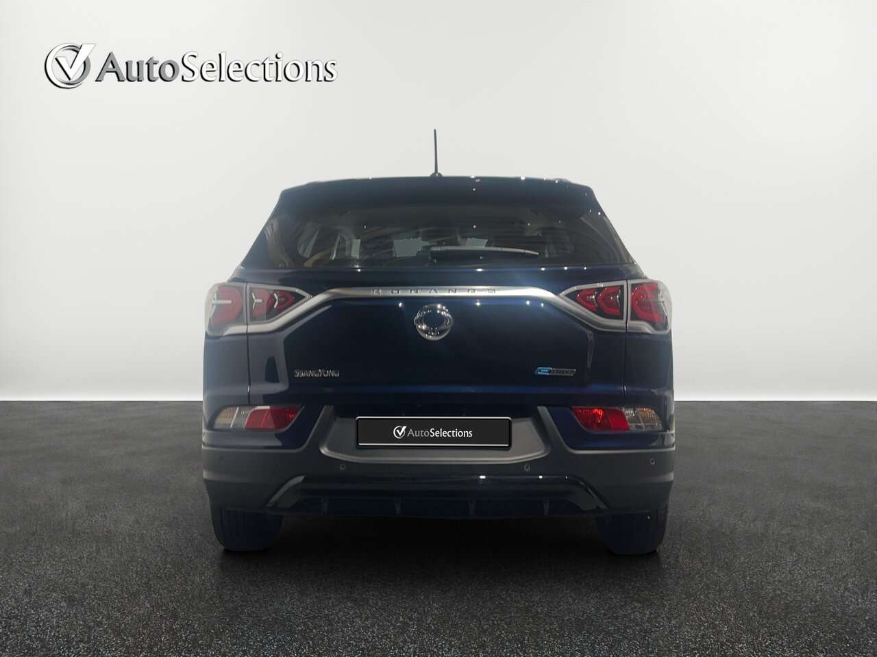 SsangYong Korando e-Motion/Titanium/Navi/Leder/Camera — foto 4 van 22
