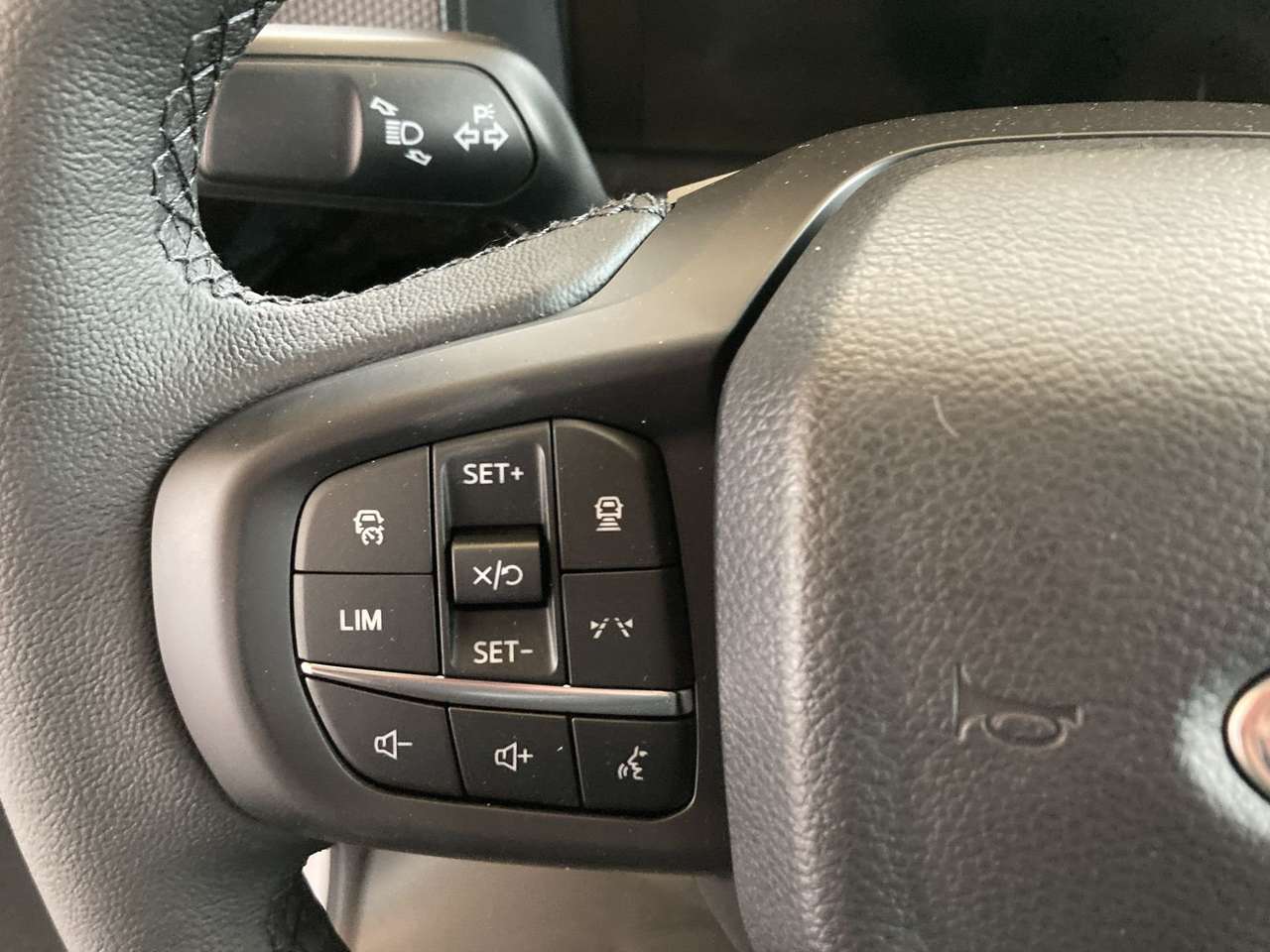 Ford Ranger LIMITED PHEV BENZINE AWD AUTOMAAT NIEUW OKM 44600 +BTW — foto 15 van 18