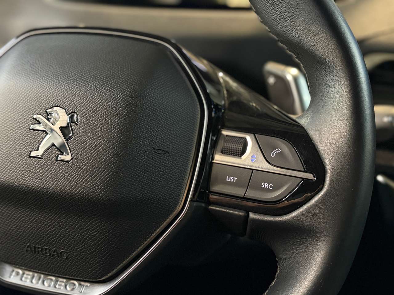 Peugeot 5008 Allure Pack | Apple Carplay | Camera | ... — foto 19 van 22