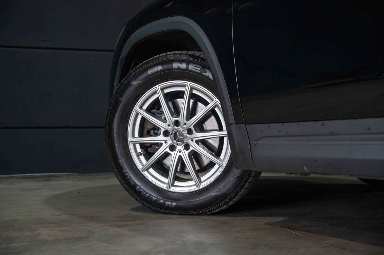 Mercedes-Benz GLA 180 (2021) — foto 11