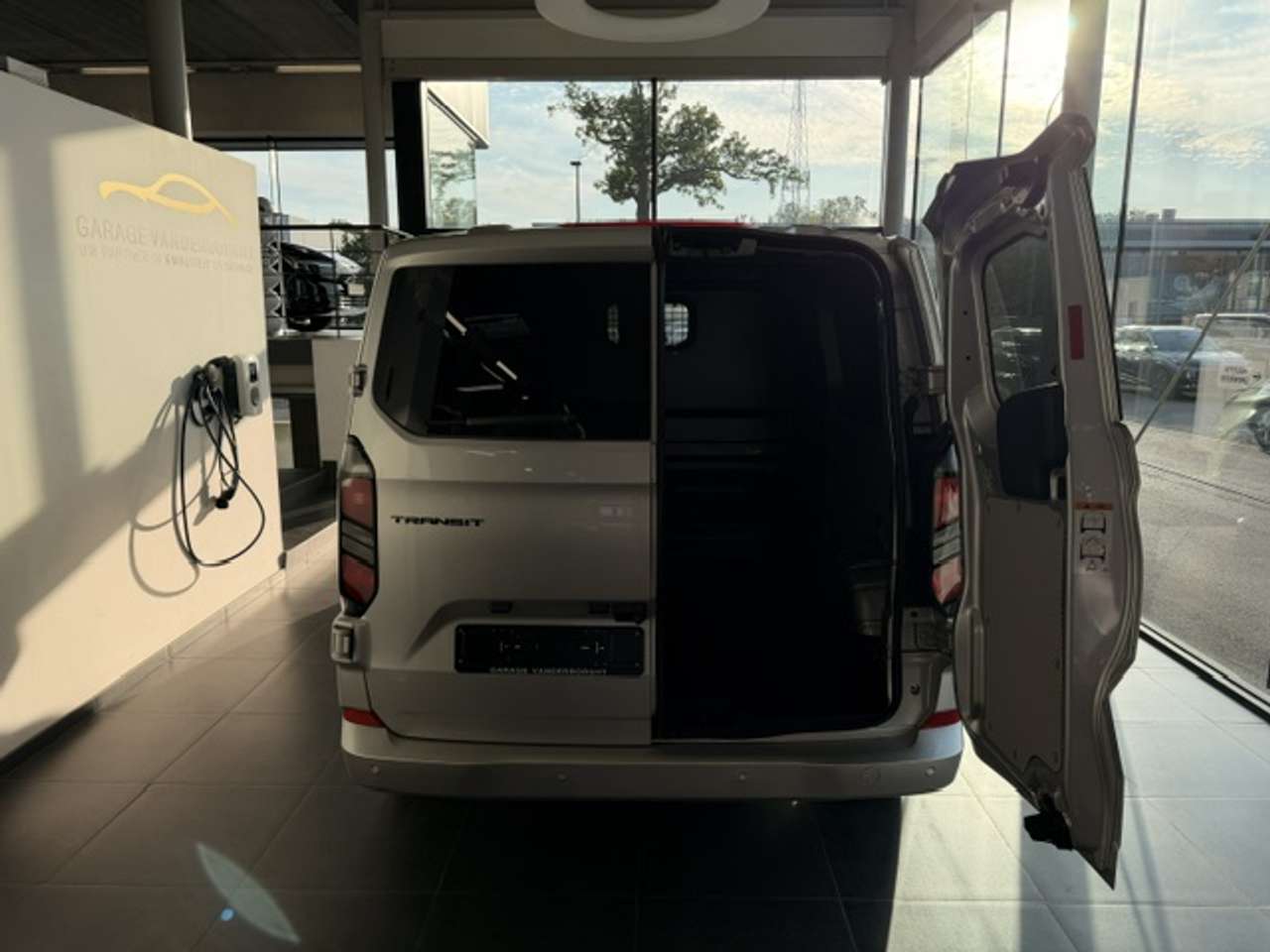 Ford Transit Custom MULTI-USE L2 LIMITED-AUTOMAAT-38800+BTW 5J WAARBORG — foto 7 van 24
