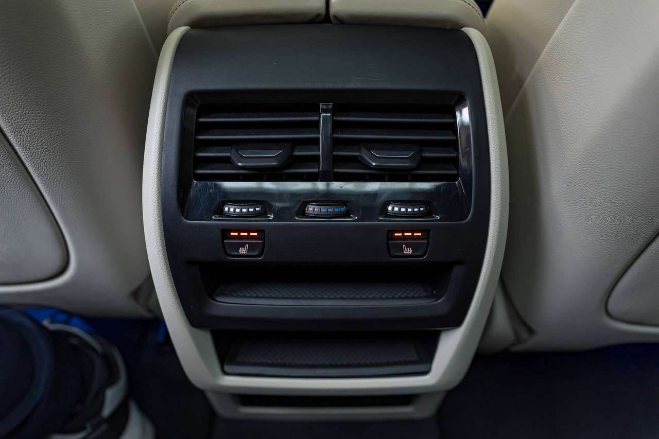 BMW X5 GARANTIE|M-SPORT|PHEV|X-DRIVE45e|PANO|360°|LASERLIGHTS|ZETELVERW.(v/a)|HEAD-UP|ACC|LA|SFEERVERL.|TREKHAAK| — foto 20 van 25
