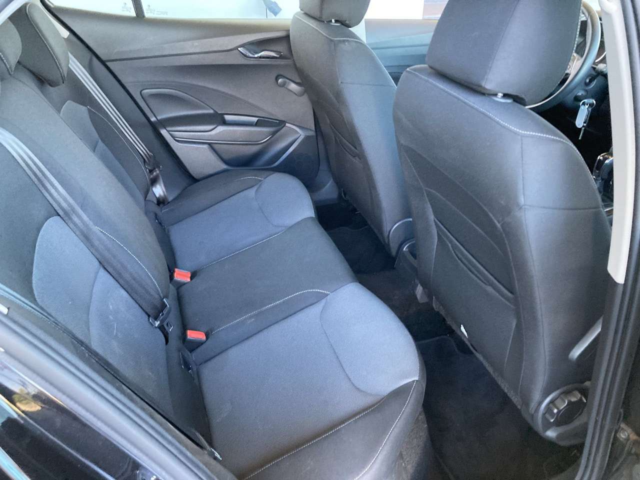 Skoda Fabia 1.0TSI BENZINE  AUTOMAAT MET SLECHTS 17000KM!!!!! — foto 7 van 23