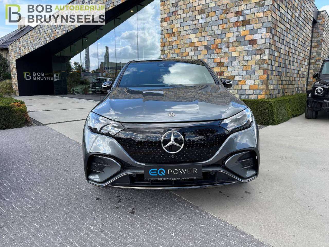 Mercedes-Benz EQE SUV SUV Amg line – Nightpakket – 360°camera – distronic – Trekhaak – Panodak — foto 3 van 25