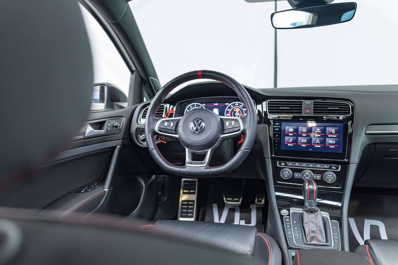 Volkswagen Golf GTI TCR|VOORKANT PPF BESCHERMD|AKRAPOVIC|PANO|CARBON|DYN-AUDIO-SYSTEEM|CAMERA|ZETELVERW.|ACC|LA|GARANTIE| — foto 20 van 25