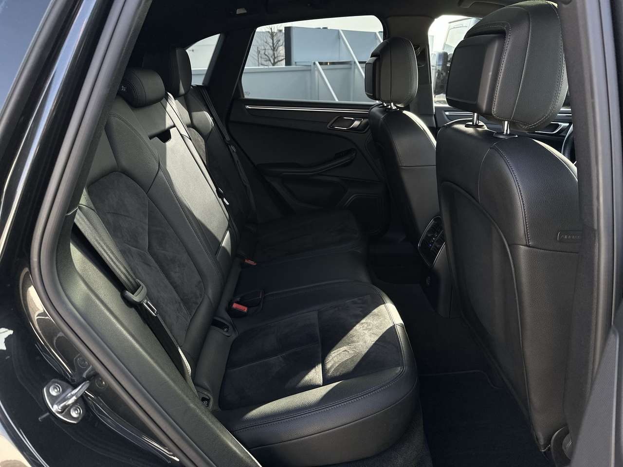Porsche Macan Macan 2.0 Turbo PDK Pano dak 20" velgen — foto 10 van 19