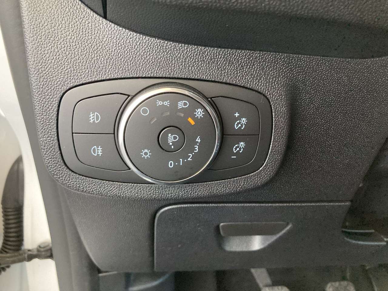 Ford Fiesta TITANIUM 125PK BENZINE   ADAPTIEVE CC — foto 22 van 22