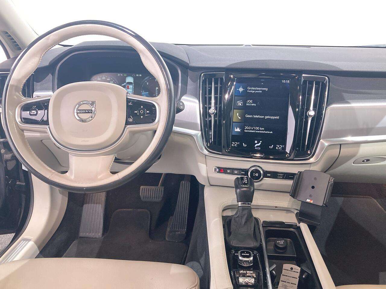 Volvo V90 D4 Leder/Adapt cruise/Pilot ass/Park ass — foto 16 van 25