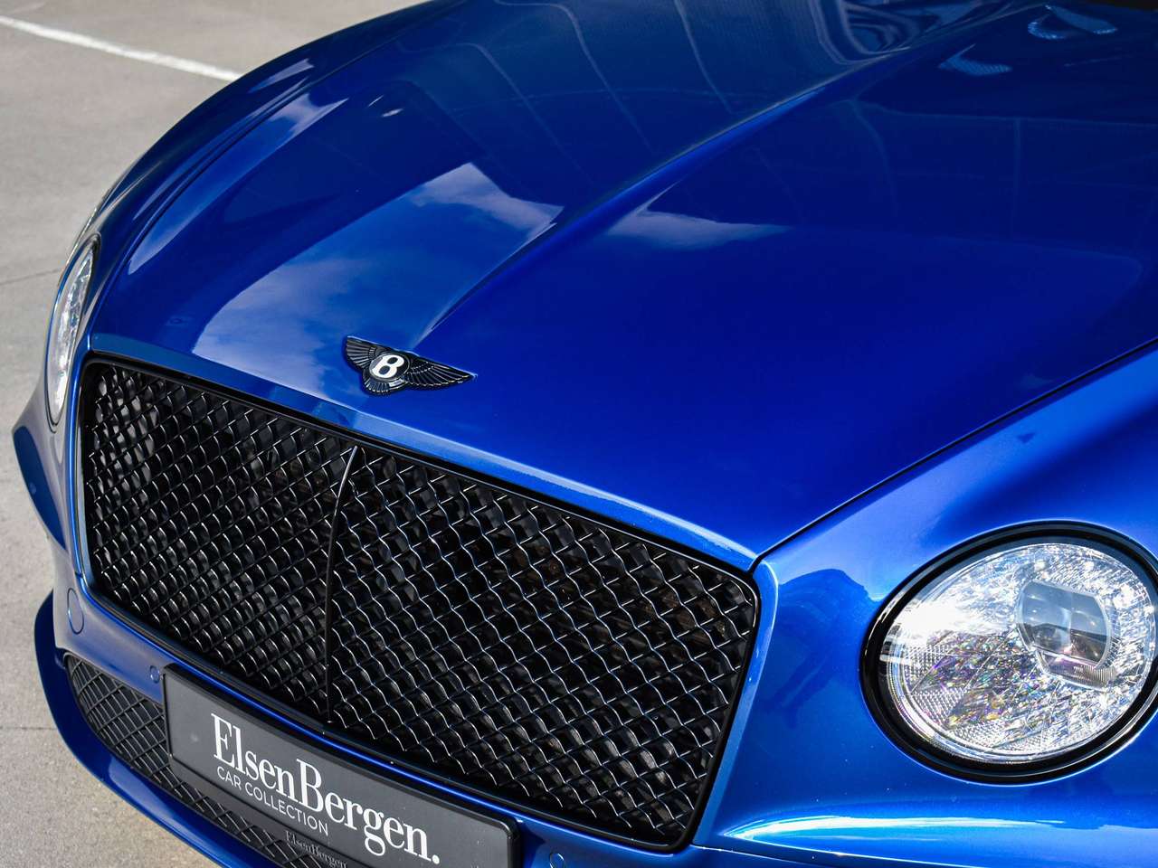 Bentley Continental GT 6.0 BiTurbo W12 / New Model / Sequin Blue / Full History — foto 8 van 25