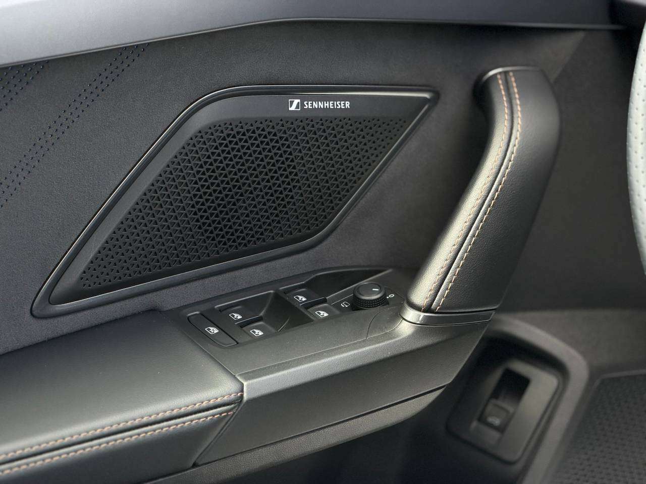 CUPRA Leon VZ ST PANO SENNHEISER CARPLAY SFEERVERLICHTING FULL OPTION — foto 11 van 20