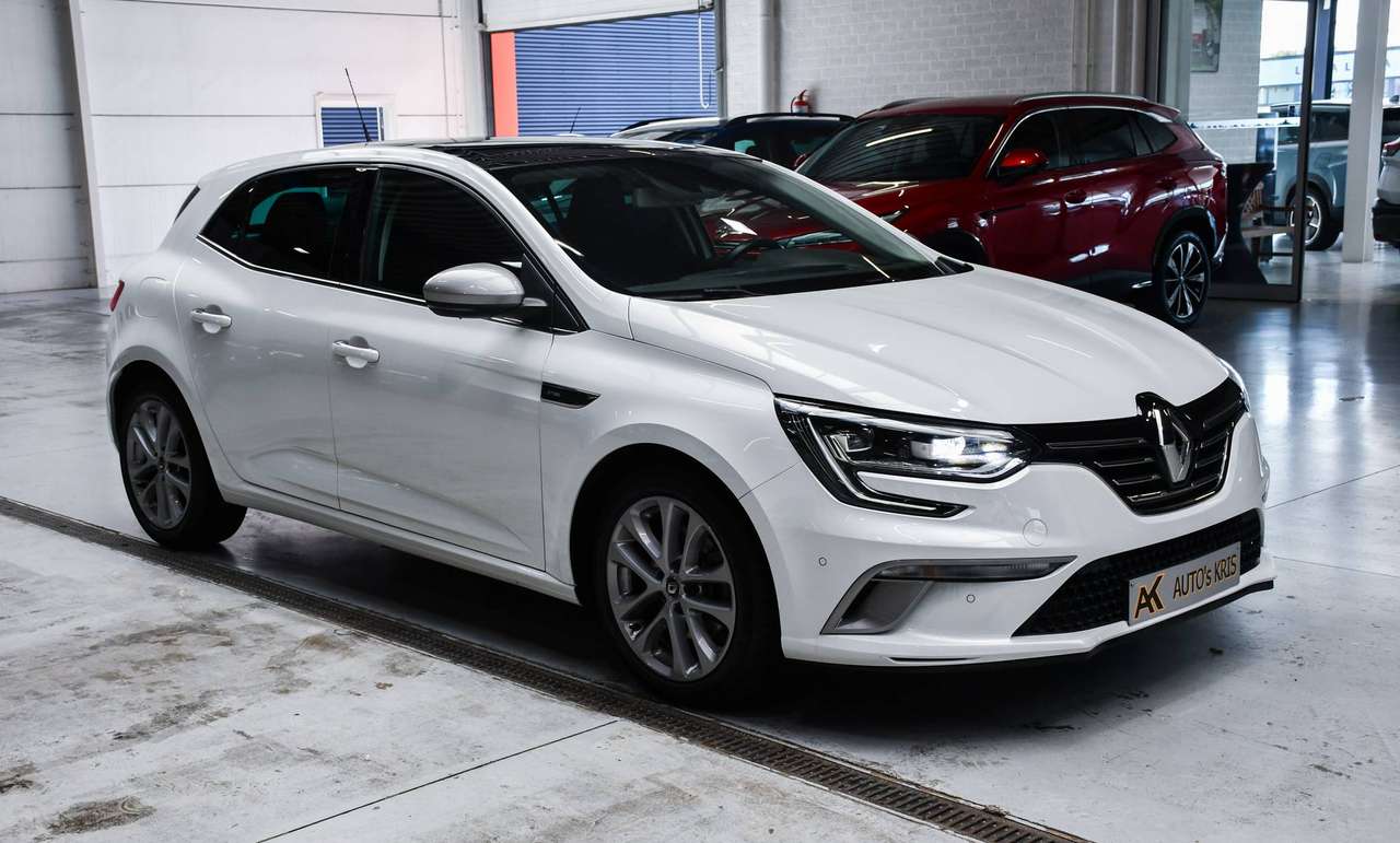Renault Megane Megane 1.33 TCe GT-Line - NAVIGATIE / TREKHAAK / OPEN DAK / CAMERA / CAMERA / SMARTLINK / PDC / CC — foto 2 van 20