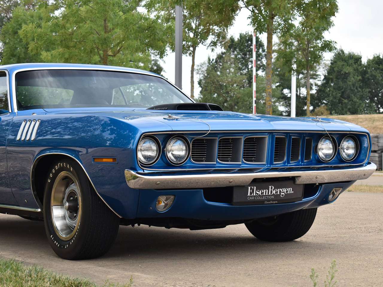 Plymouth Cuda 440-6 / B5 True Blue Metallic / Top Condition — foto 11 van 25