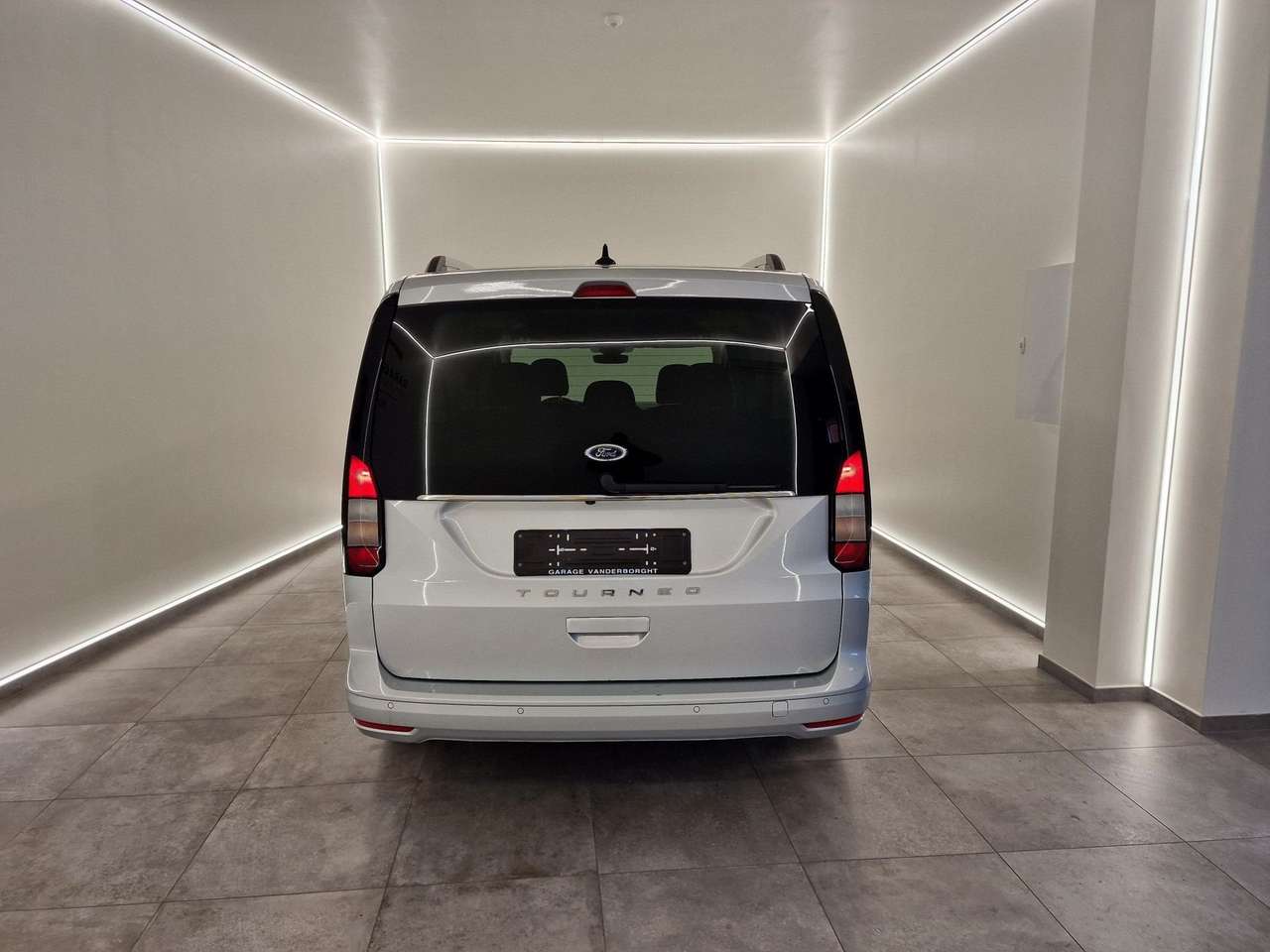 Ford Tourneo Connect GRAND BENZINE AUTOMAAT-7 ZIT +3 JAAR WAARBORG — foto 3 van 14