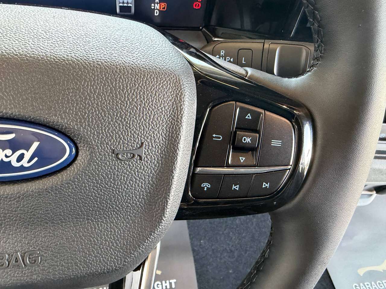 Ford Transit Custom MULTI-USE L2 SPORT PHEV 5 ZIT NIEUW OKM 45400+BTW — foto 18 van 21