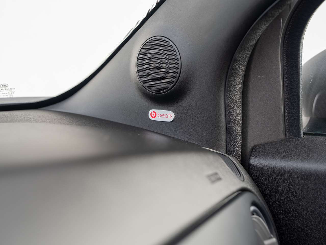 Abarth 595 Turismo 595C NEW CONDITION/BEATS AUDIO/PDC/NAVI/AIRCO/APPCONNECT — foto 20 van 25