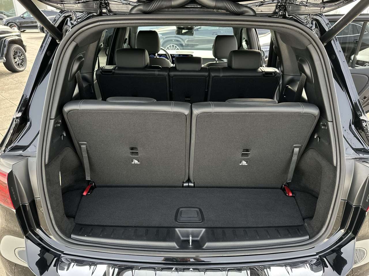 Mercedes-Benz EQB 300 4Matic 7 PLAATS Sfeer Progressive Camera Navigatie — foto 10 van 21